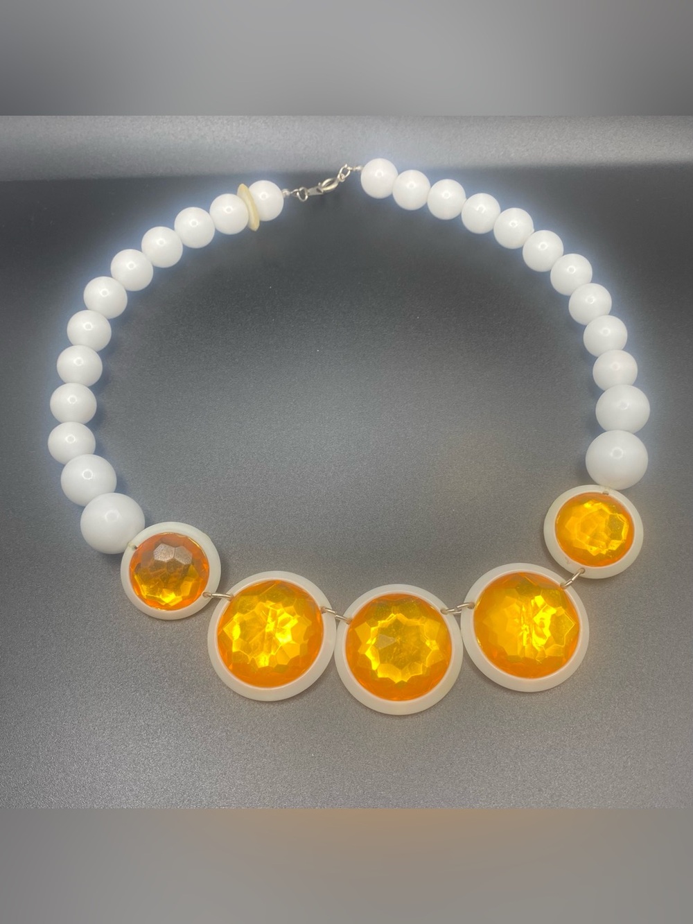 MCM Austria Mod Faceted Amber Acrylic White Bead Necklace 16"
